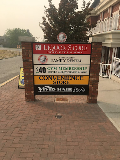 Pylon Signs Photo